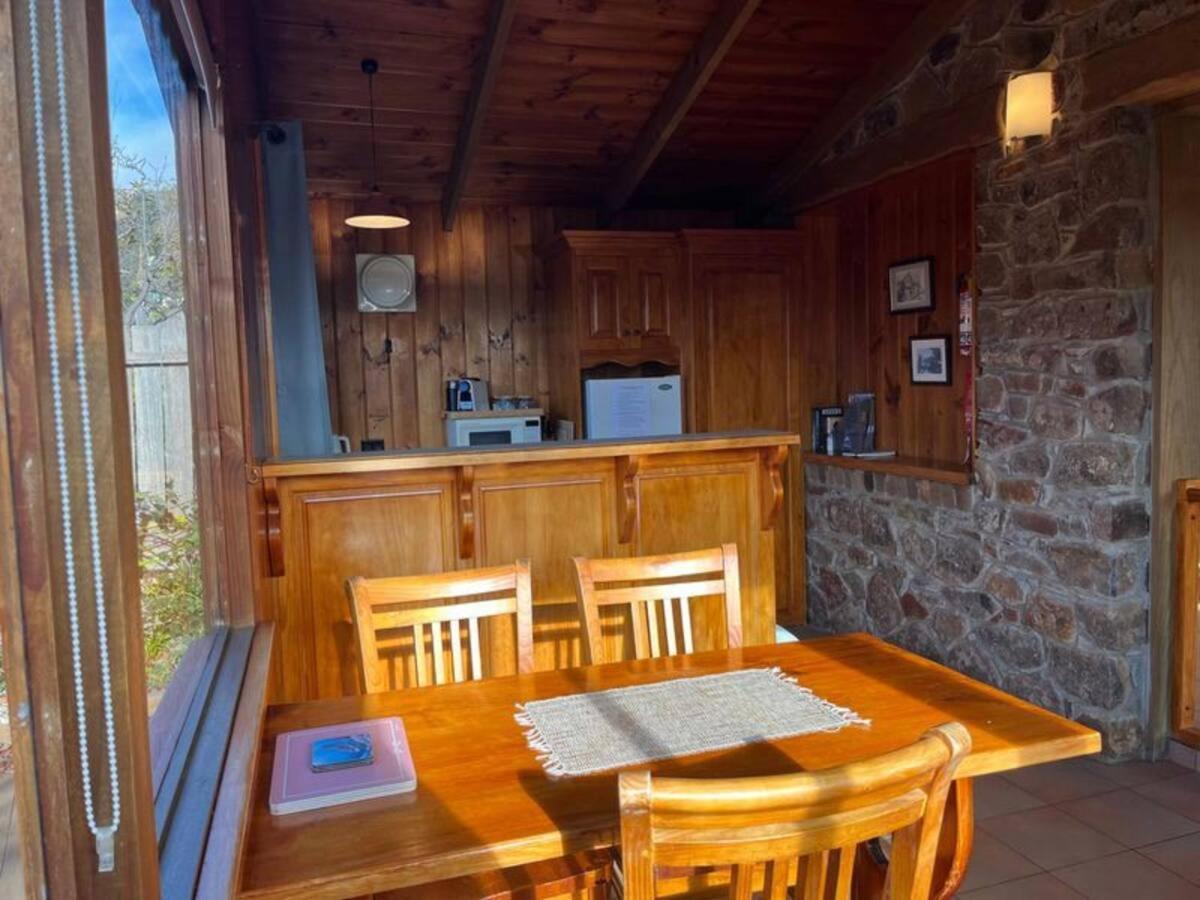 The Cottage - Tidelines Of Бичено Экстерьер фото